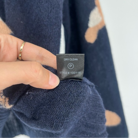 Skull Cashmere 100% Cashmere Navy Leopard Lightweight Knit V Neck Sweater Small - Picture 7 of 8